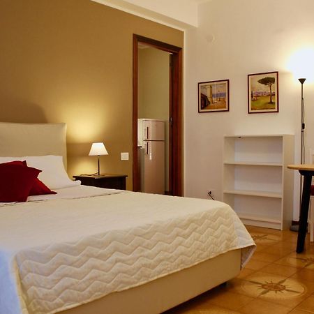Gli Artisti Apartments & Rooms باغيريا الغرفة الصورة